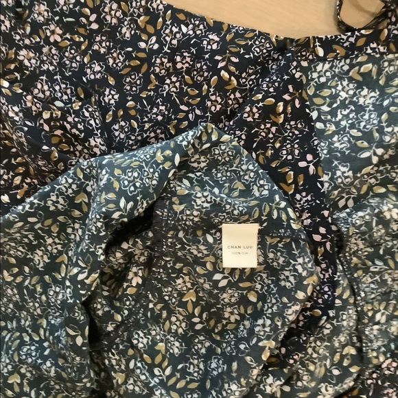 🌱CHAN LUU RUFFLE TANK 🌱 - Picture 8 of 8